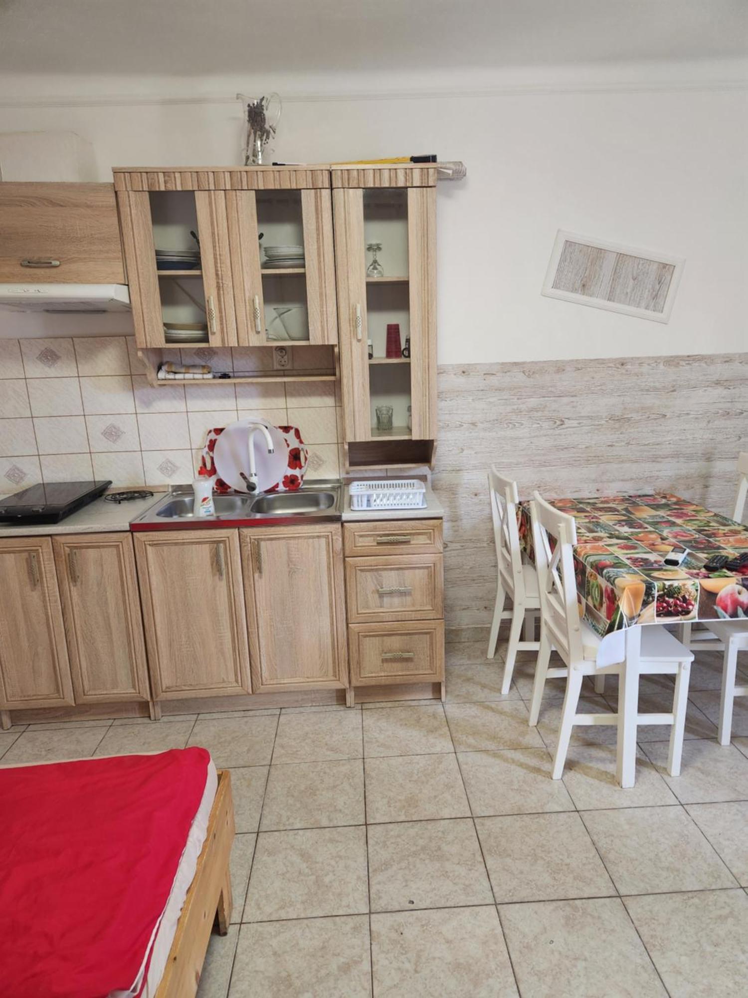 Orsi Apartman / Vendeghaz Kecskemét Extérieur photo
