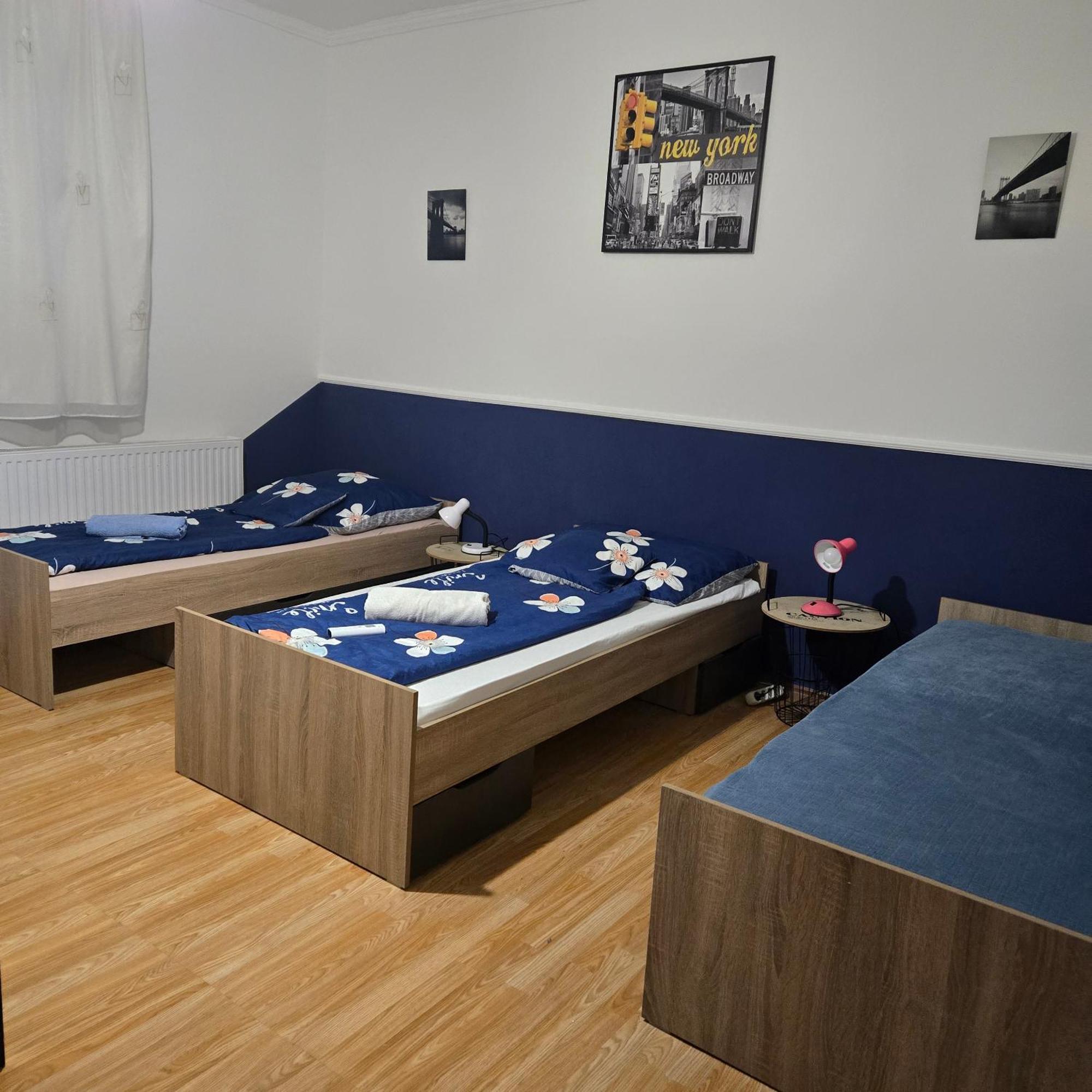 Orsi Apartman / Vendeghaz Kecskemét Extérieur photo